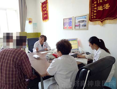 ���������ר�������ڽ��ڻ���